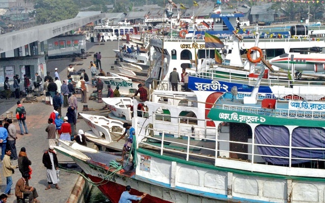 সারা দেশে যাত্রীবাহী লঞ্চ চলাচল বন্ধ
