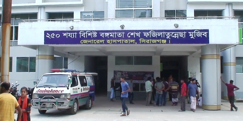 সিরাজগঞ্জে তুলা কারখানায় আগুন, শ্রমিকের মৃত্যু