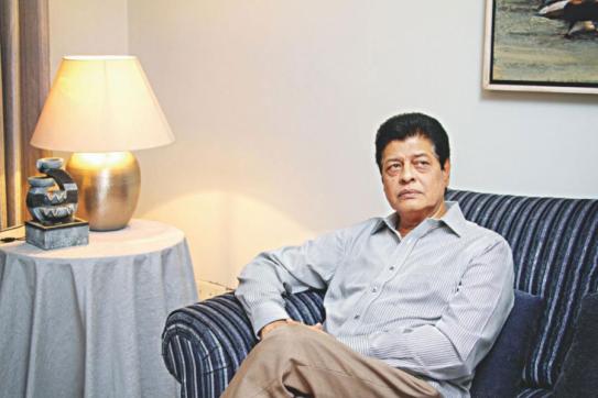 নায়ক ফারুক আইসিইউতে