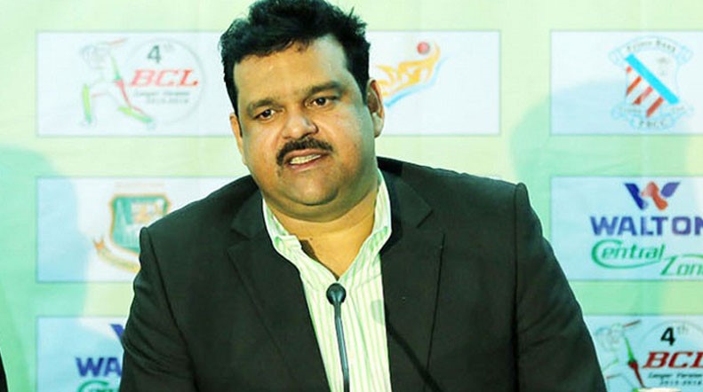 করোনায় আক্রান্ত আকরাম খান