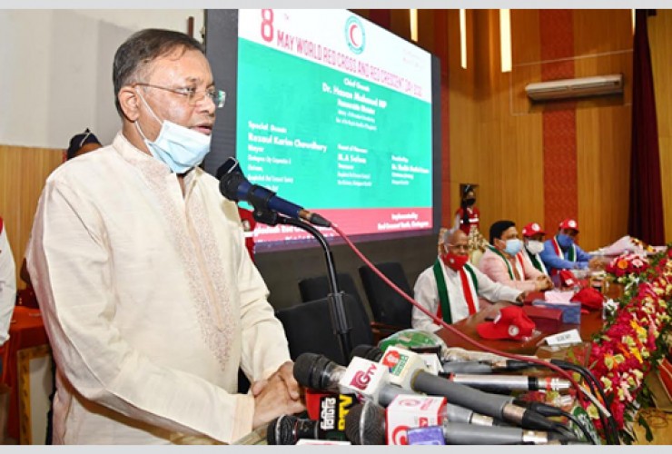খালেদা জিয়াকে বিদেশ নেয়ার প্রয়োজন আছে কি না প্রশ্ন তথ্যমন্ত্রীর