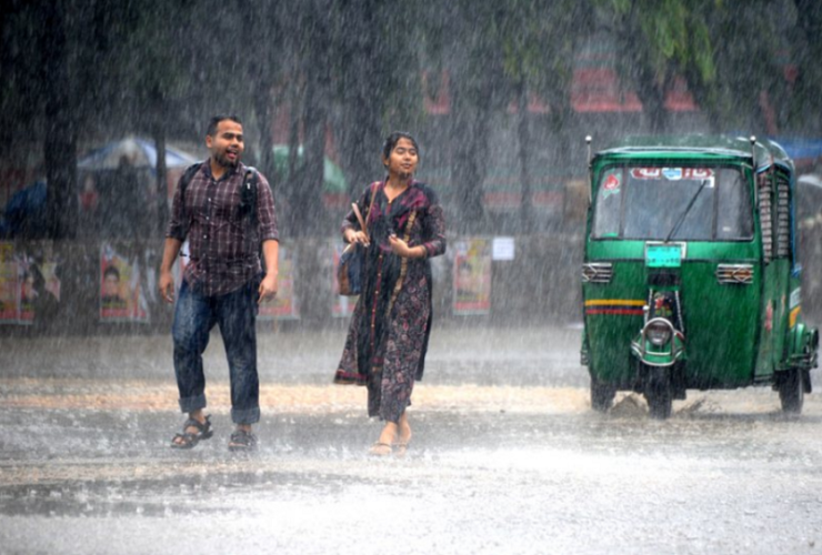 বৃষ্টিতে কমতে পারে গরম