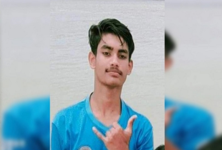 ফ্রি ফায়ার খেলা নিয়ে স্কুলছাত্রকে ছুরিকাঘাতে হত্যা