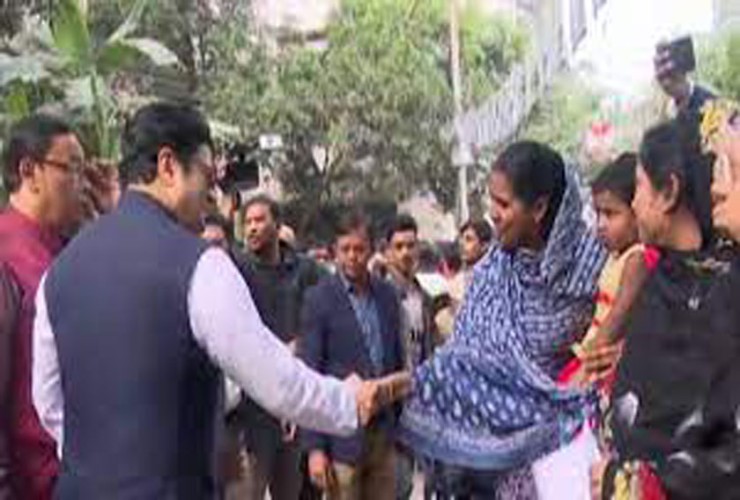 ছুটির দিন দেশজুড়ে জমজমাট নির্বাচনী প্রচারণা