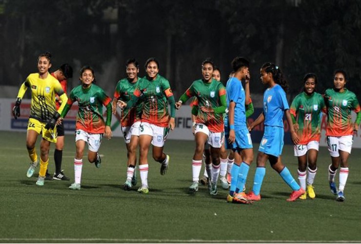 ভারতকে হারিয়ে ফাইনালে বাংলাদেশ