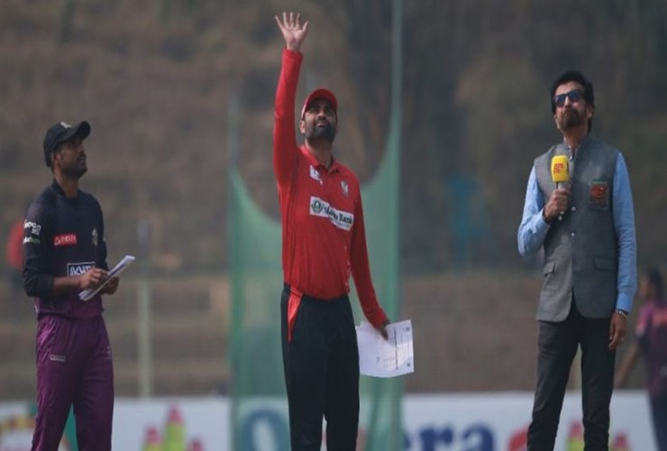 টস জিতে ফিল্ডিংয়ে ফরচুন