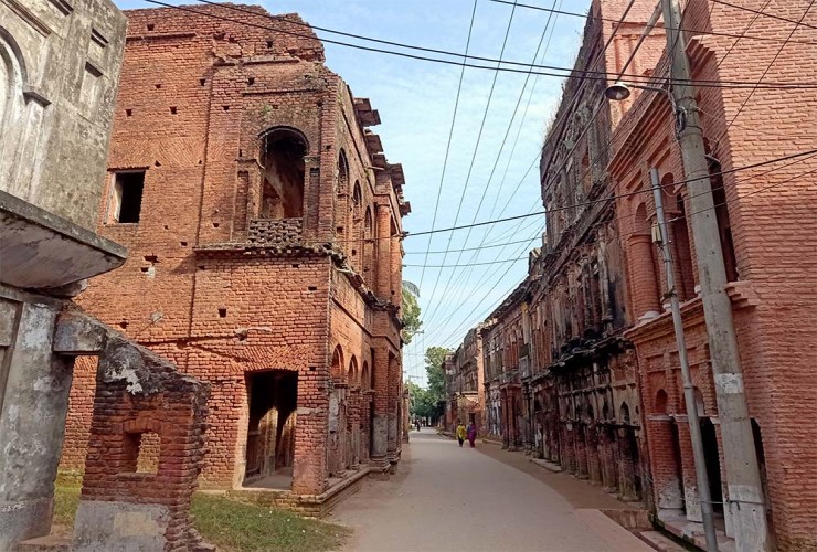 ভূমিকম্প ঝুঁকিতে ঐতিহাসিক পানাম নগর-সংস্কার কাজে কচ্ছব গতি