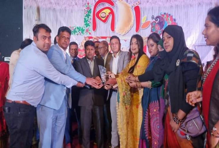 পিঠা মেলায় প্রথম উপজেলা স্বাস্থ্য কমপ্লেক্স সাভার